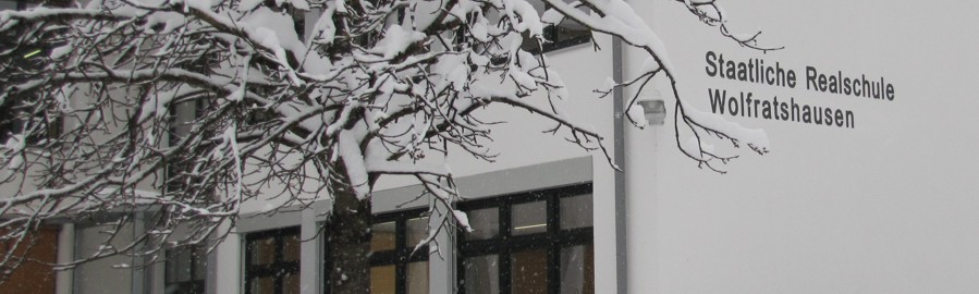 Schulhaus Winter 05